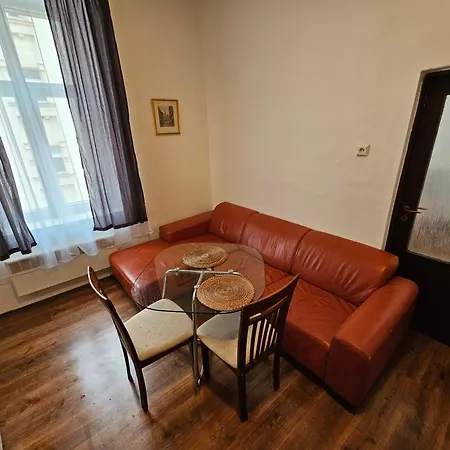 Daire Zizkov 2c Prag