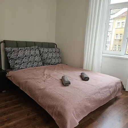 Daire Zizkov 2c Prag